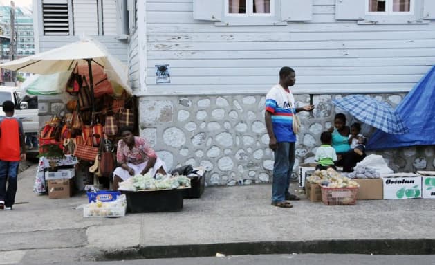 Roseau Vendors Ordered to Relocate by June 15